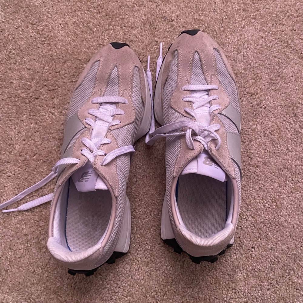 New balance shoes